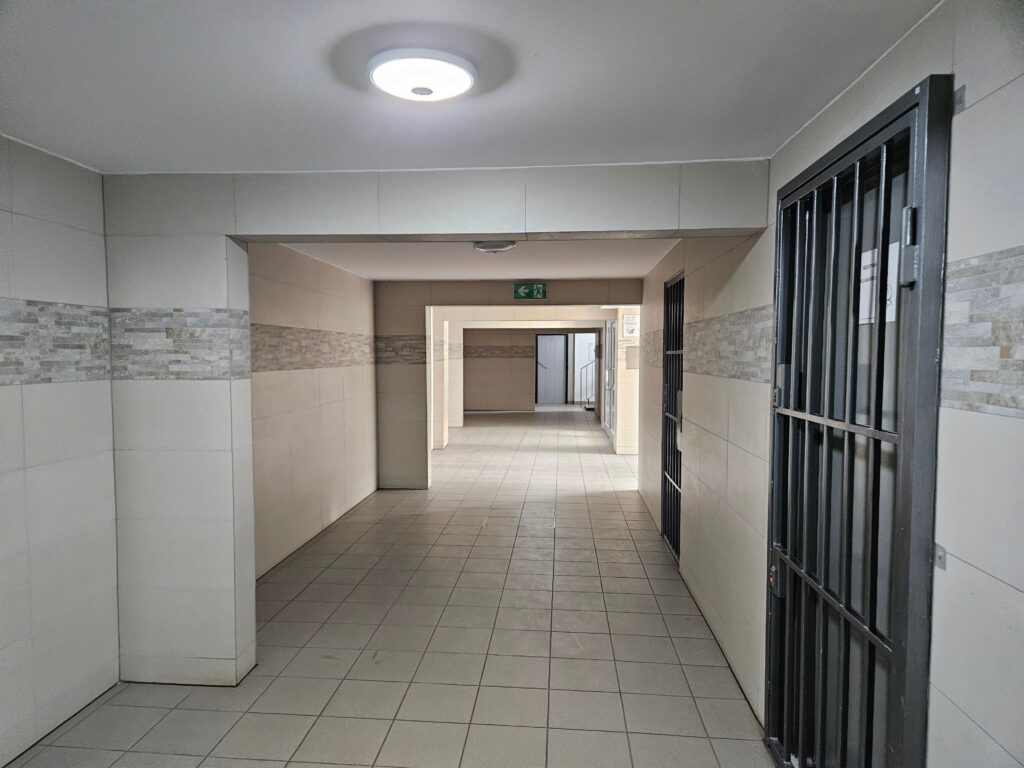 Na predaj 2-izbový byt s loggiou vo vyhľadávanej lokalite – fotografia 6